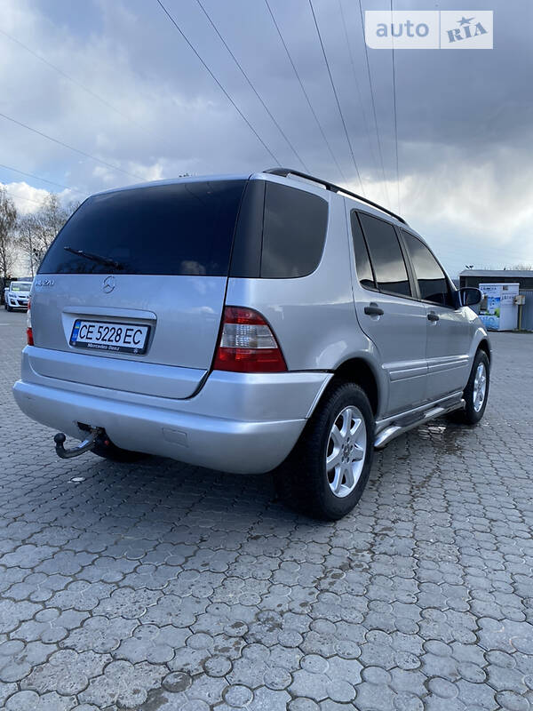 Внедорожник / Кроссовер Mercedes-Benz M-Class 2001 в Черновцах