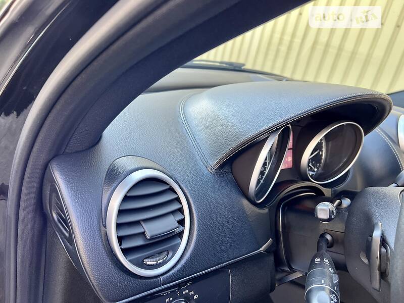 Внедорожник / Кроссовер Mercedes-Benz M-Class 2011 в Киеве