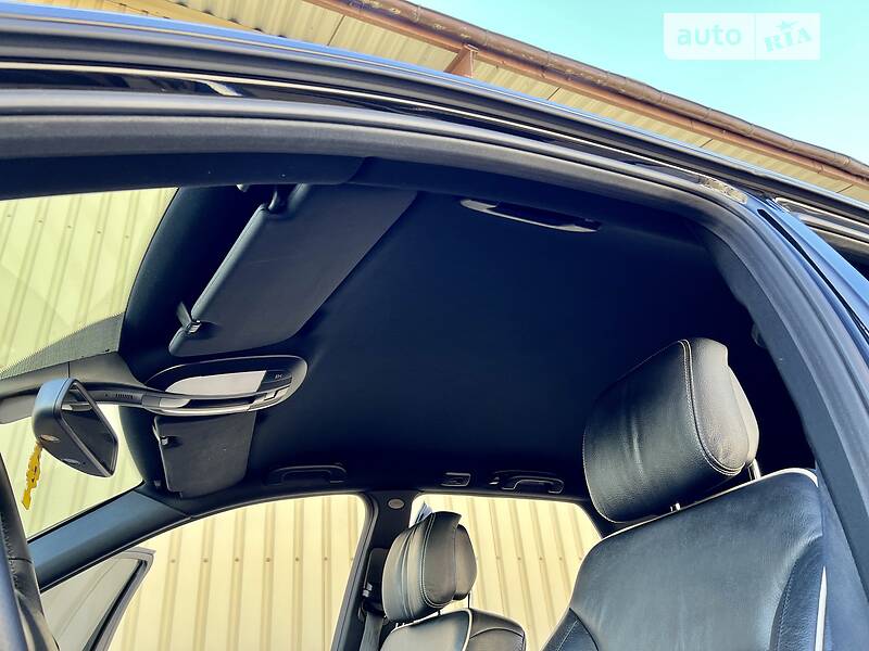 Внедорожник / Кроссовер Mercedes-Benz M-Class 2011 в Киеве