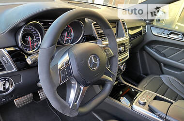 Позашляховик / Кросовер Mercedes-Benz M-Class 2013 в Києві