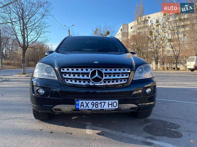 Позашляховик / Кросовер Mercedes-Benz M-Class 2006 в Харкові