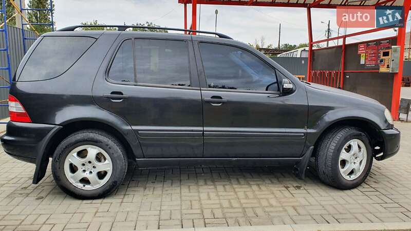 Позашляховик / Кросовер Mercedes-Benz M-Class 2003 в Ізмаїлі