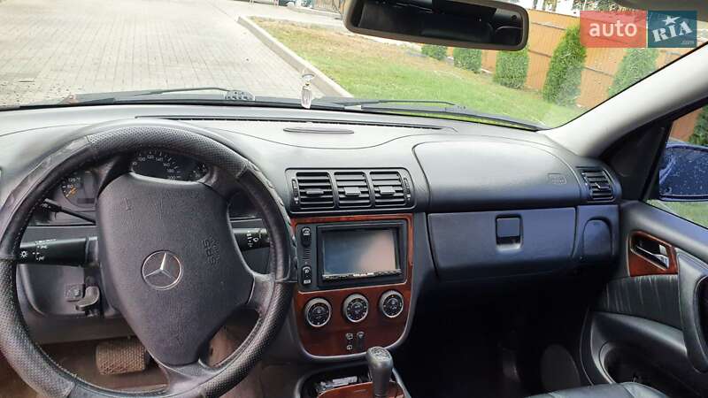 Позашляховик / Кросовер Mercedes-Benz M-Class 2003 в Ізмаїлі