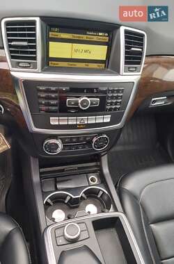 Внедорожник / Кроссовер Mercedes-Benz M-Class 2012 в Ирпене
