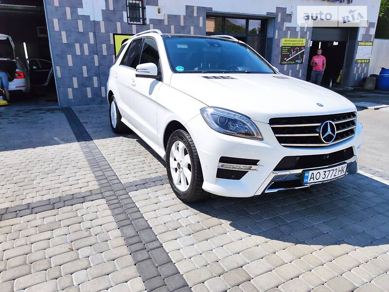 Внедорожник / Кроссовер Mercedes-Benz M-Class 2013 в Мукачево