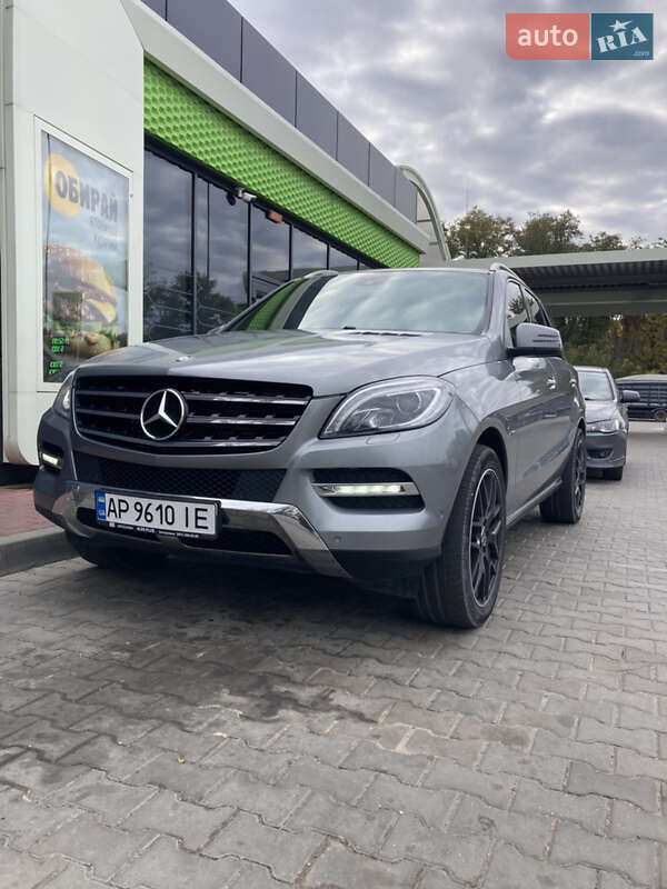 Внедорожник / Кроссовер Mercedes-Benz M-Class 2013 в Запорожье фото 12 Внедорожник / Кроссовер Mercedes-Benz M-Class 2013 в Запорожье