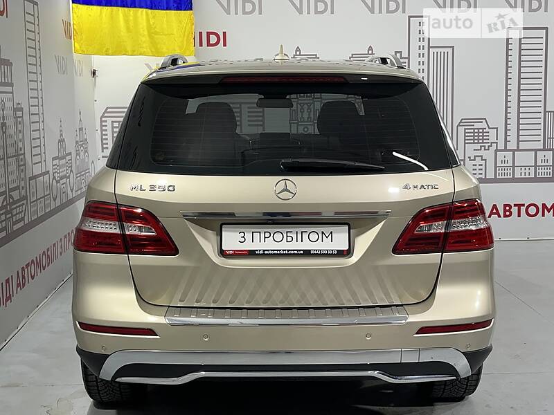 Внедорожник / Кроссовер Mercedes-Benz M-Class 2012 в Киеве
