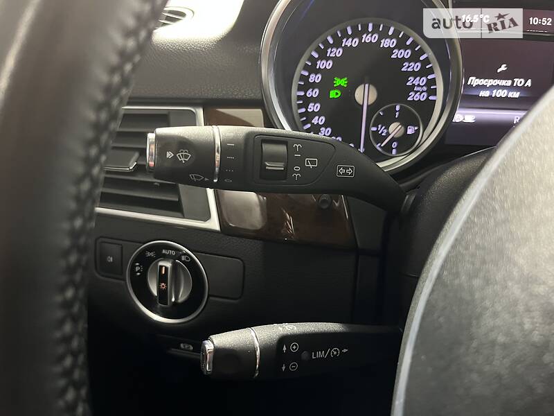 Внедорожник / Кроссовер Mercedes-Benz M-Class 2012 в Киеве