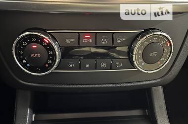 Внедорожник / Кроссовер Mercedes-Benz M-Class 2012 в Киеве