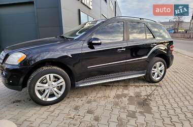 Внедорожник / Кроссовер Mercedes-Benz M-Class 2008 в Черновцах