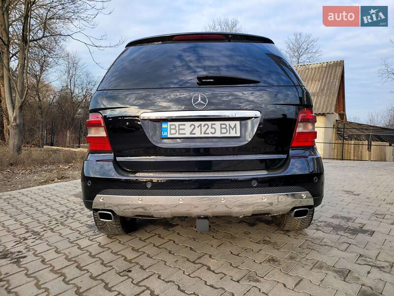 Внедорожник / Кроссовер Mercedes-Benz M-Class 2008 в Черновцах