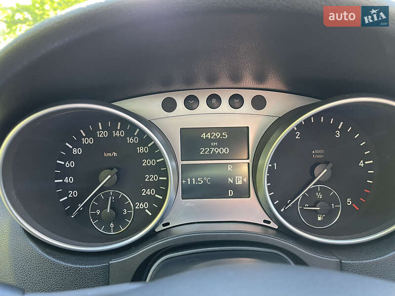 Внедорожник / Кроссовер Mercedes-Benz M-Class 2008 в Рожнятове