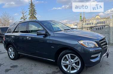 Внедорожник / Кроссовер Mercedes-Benz M-Class 2012 в 