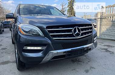 Внедорожник / Кроссовер Mercedes-Benz M-Class 2012 в 
