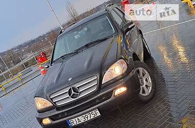 Внедорожник / Кроссовер Mercedes-Benz M-Class 2005 в Черновцах