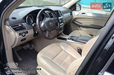 Внедорожник / Кроссовер Mercedes-Benz M-Class 2011 в 