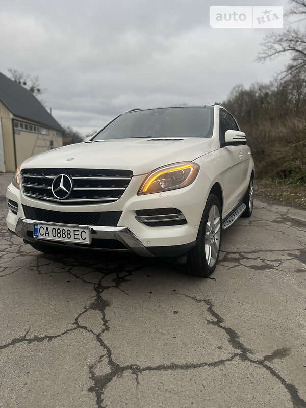 Позашляховик / Кросовер Mercedes-Benz M-Class 2013 в Звенигородці