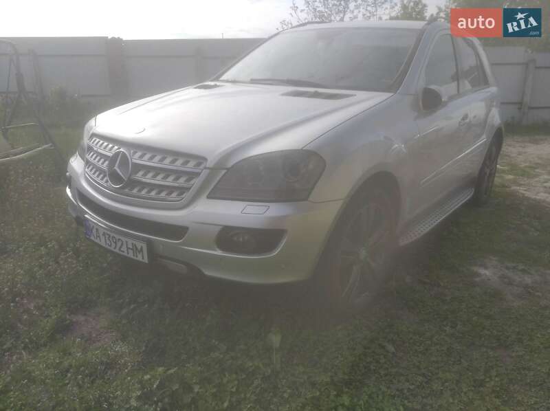 Позашляховик / Кросовер Mercedes-Benz M-Class 2008 в Києві