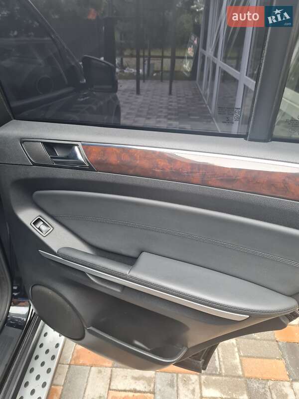 Внедорожник / Кроссовер Mercedes-Benz M-Class 2011 в Боярке