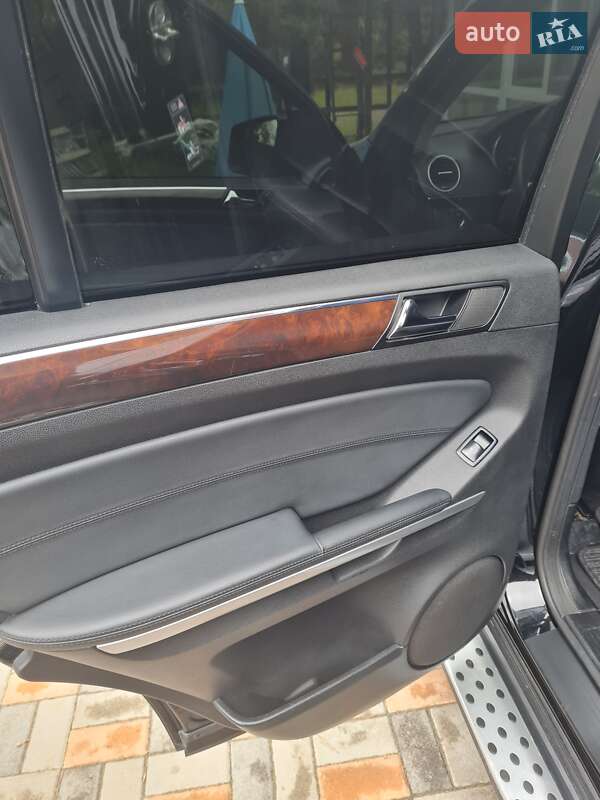 Внедорожник / Кроссовер Mercedes-Benz M-Class 2011 в Боярке