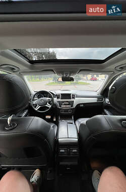 Внедорожник / Кроссовер Mercedes-Benz M-Class 2011 в Львове