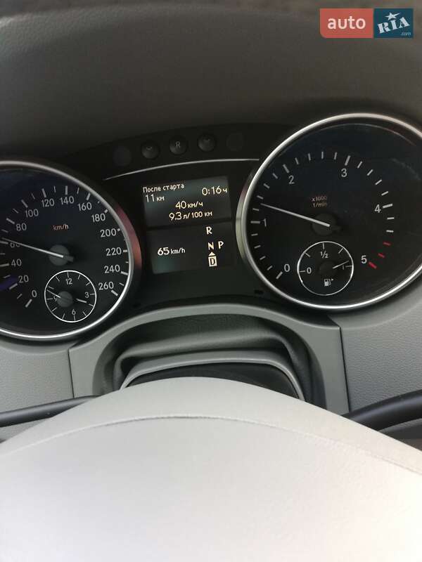 Внедорожник / Кроссовер Mercedes-Benz M-Class 2011 в Киеве