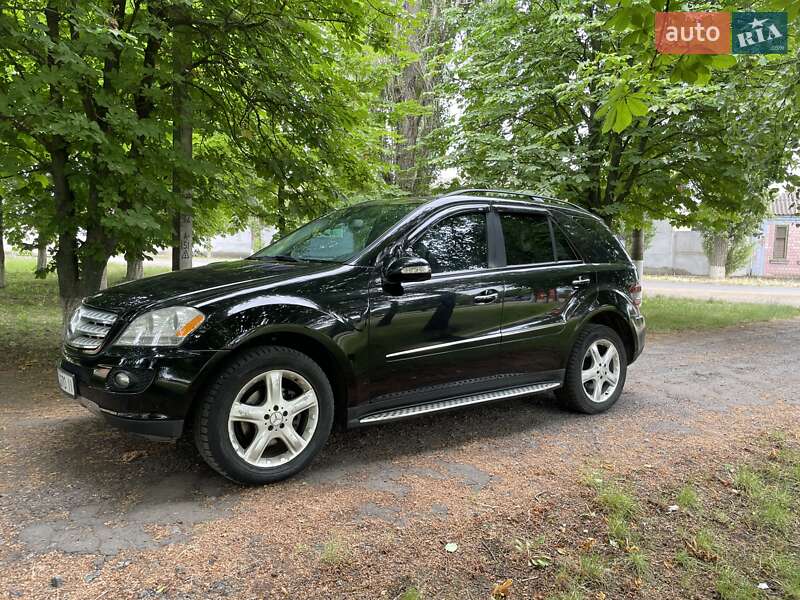 Внедорожник / Кроссовер Mercedes-Benz M-Class 2008 в Кропивницком