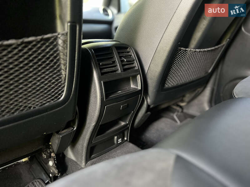 Внедорожник / Кроссовер Mercedes-Benz M-Class 2010 в Межгорье