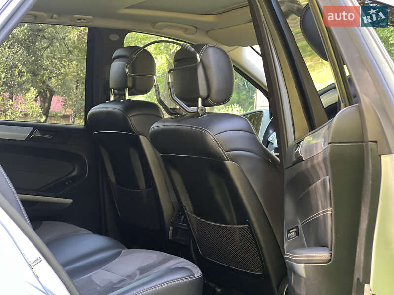 Внедорожник / Кроссовер Mercedes-Benz M-Class 2010 в Межгорье