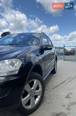 Внедорожник / Кроссовер Mercedes-Benz M-Class 2008 в 