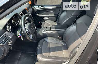 Внедорожник / Кроссовер Mercedes-Benz M-Class 2013 в 