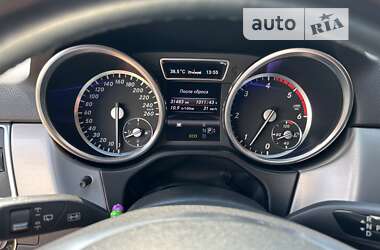 Внедорожник / Кроссовер Mercedes-Benz M-Class 2013 в 
