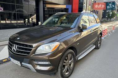 Внедорожник / Кроссовер Mercedes-Benz M-Class 2012 в 