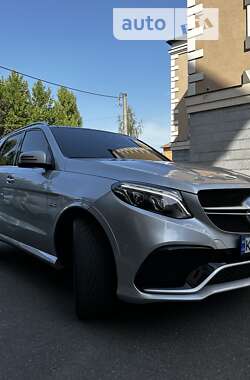 Позашляховик / Кросовер Mercedes-Benz M-Class 2015 в 