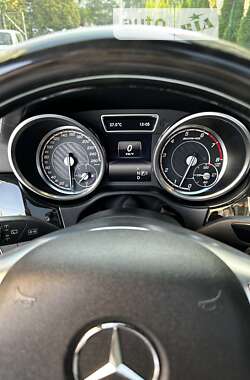 Позашляховик / Кросовер Mercedes-Benz M-Class 2015 в 
