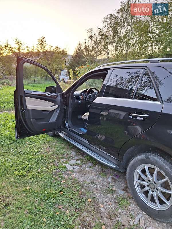 Внедорожник / Кроссовер Mercedes-Benz M-Class 2012 в Рахове