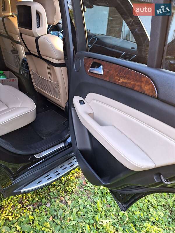 Внедорожник / Кроссовер Mercedes-Benz M-Class 2012 в Рахове