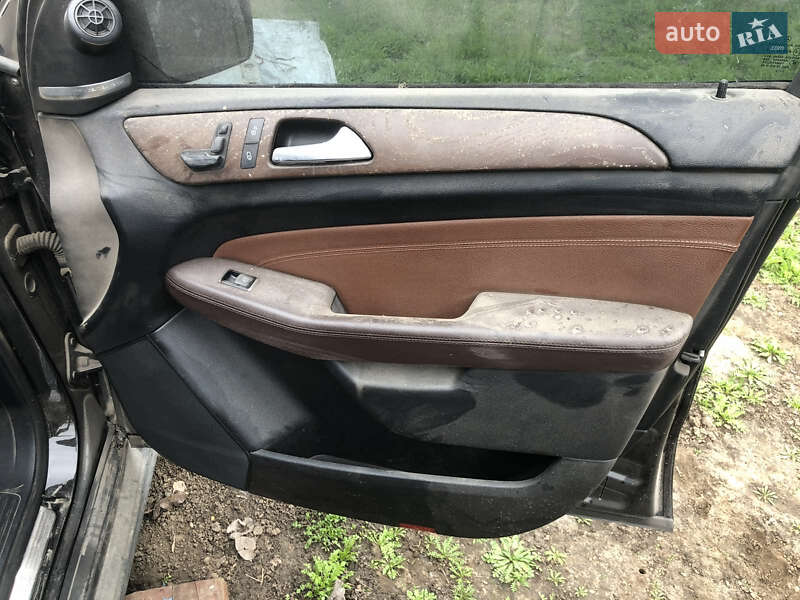 Позашляховик / Кросовер Mercedes-Benz M-Class 2013 в Запоріжжі фото 6 Позашляховик / Кросовер Mercedes-Benz M-Class 2013 в Запоріжжі