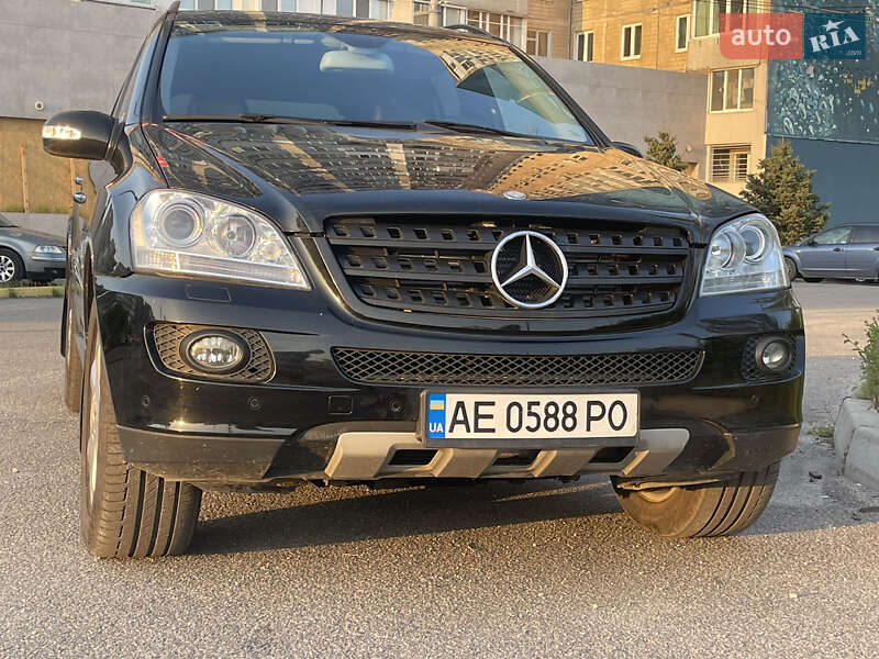 Внедорожник / Кроссовер Mercedes-Benz M-Class 2008 в Днепре