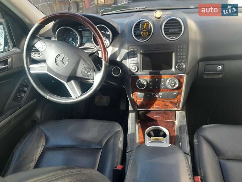 Внедорожник / Кроссовер Mercedes-Benz M-Class 2010 в Стрые фото 4 Внедорожник / Кроссовер Mercedes-Benz M-Class 2010 в Стрые