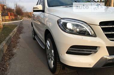 Внедорожник / Кроссовер Mercedes-Benz M-Class 2015 в Луцке