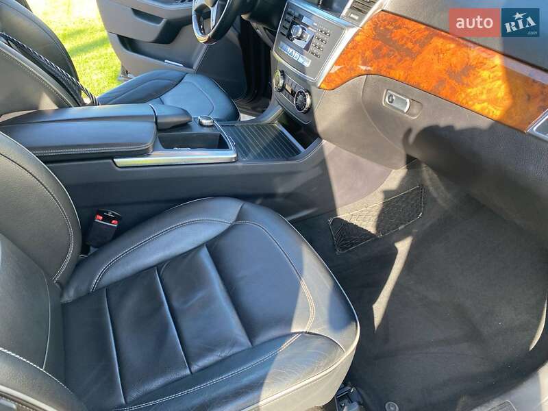 Внедорожник / Кроссовер Mercedes-Benz M-Class 2012 в Нежине