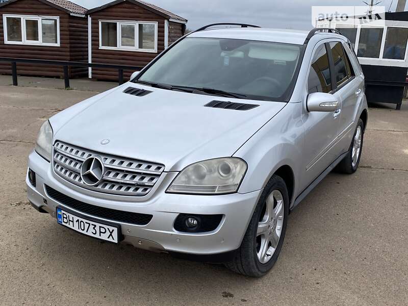 Внедорожник / Кроссовер Mercedes-Benz M-Class 2005 в Одессе фото 10 Внедорожник / Кроссовер Mercedes-Benz M-Class 2005 в Одессе