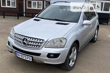 Позашляховик / Кросовер Mercedes-Benz M-Class 2005 в Одесі