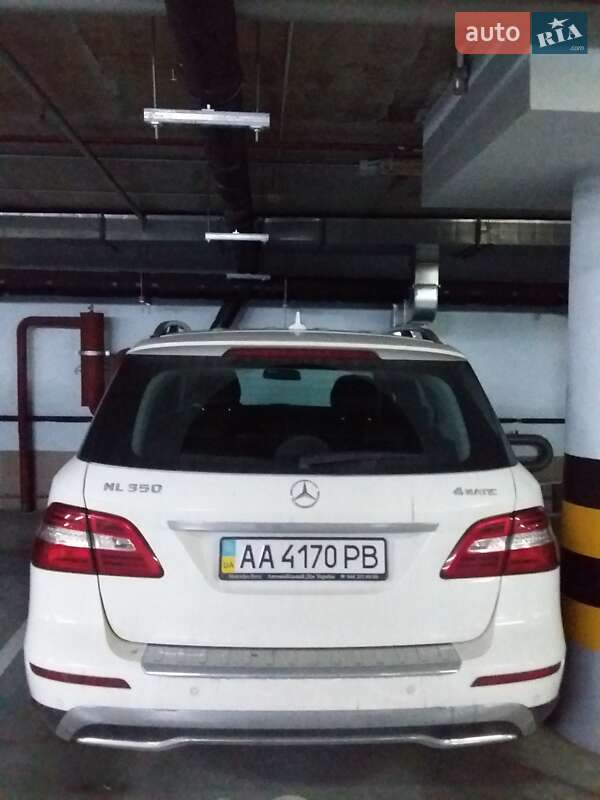 Внедорожник / Кроссовер Mercedes-Benz M-Class 2012 в Киеве