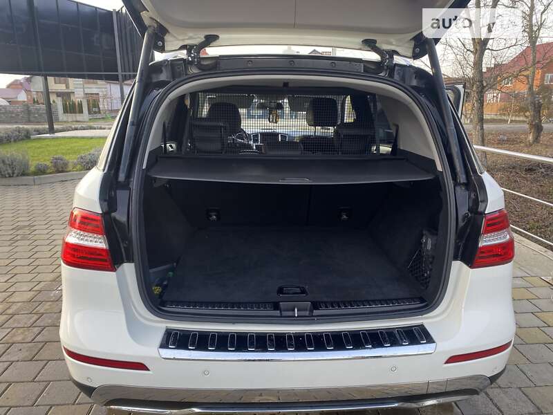 Внедорожник / Кроссовер Mercedes-Benz M-Class 2013 в Виноградове