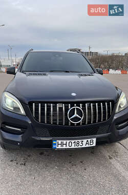 Внедорожник / Кроссовер Mercedes-Benz M-Class 2013 в Одессе