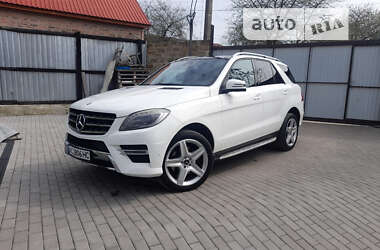 Внедорожник / Кроссовер Mercedes-Benz M-Class 2013 в Луцке