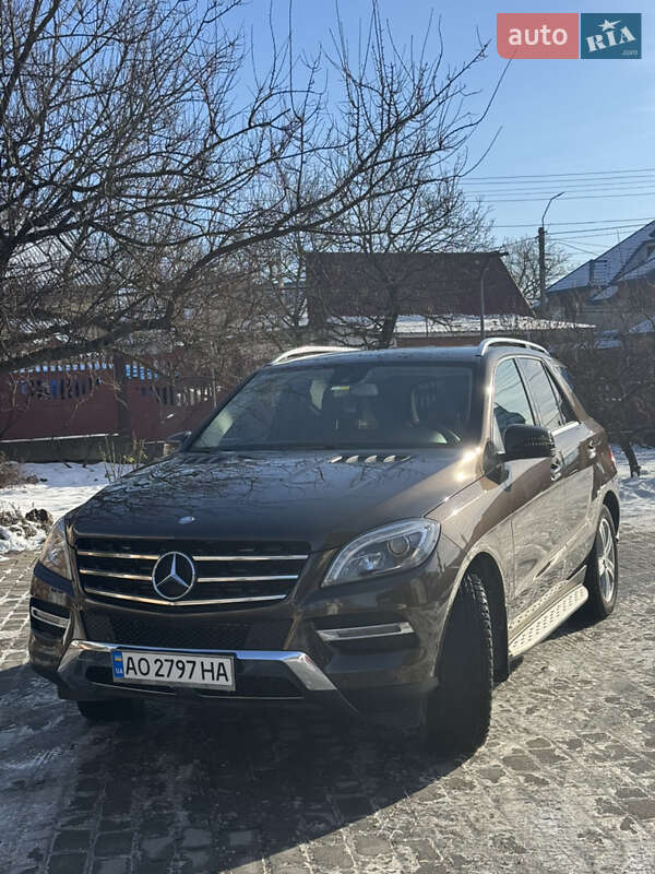 Mercedes-Benz M-Class 2015