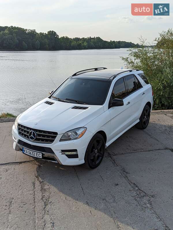 Внедорожник / Кроссовер Mercedes-Benz M-Class 2014 в Киеве